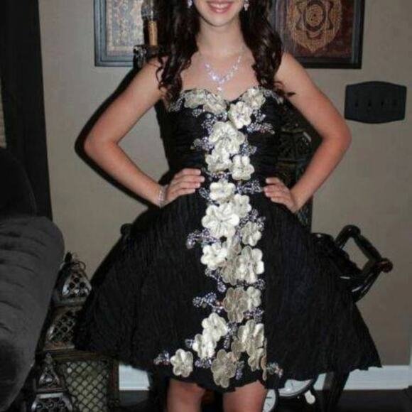 Terani Prom Textural Mini Ball Gown Size 0 - Picture 1 of 7